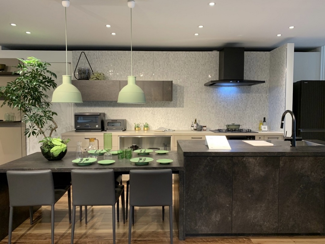 CASE 79GRAFTEKT -グラフテクト-家具のようなキッチン・システムキッチン