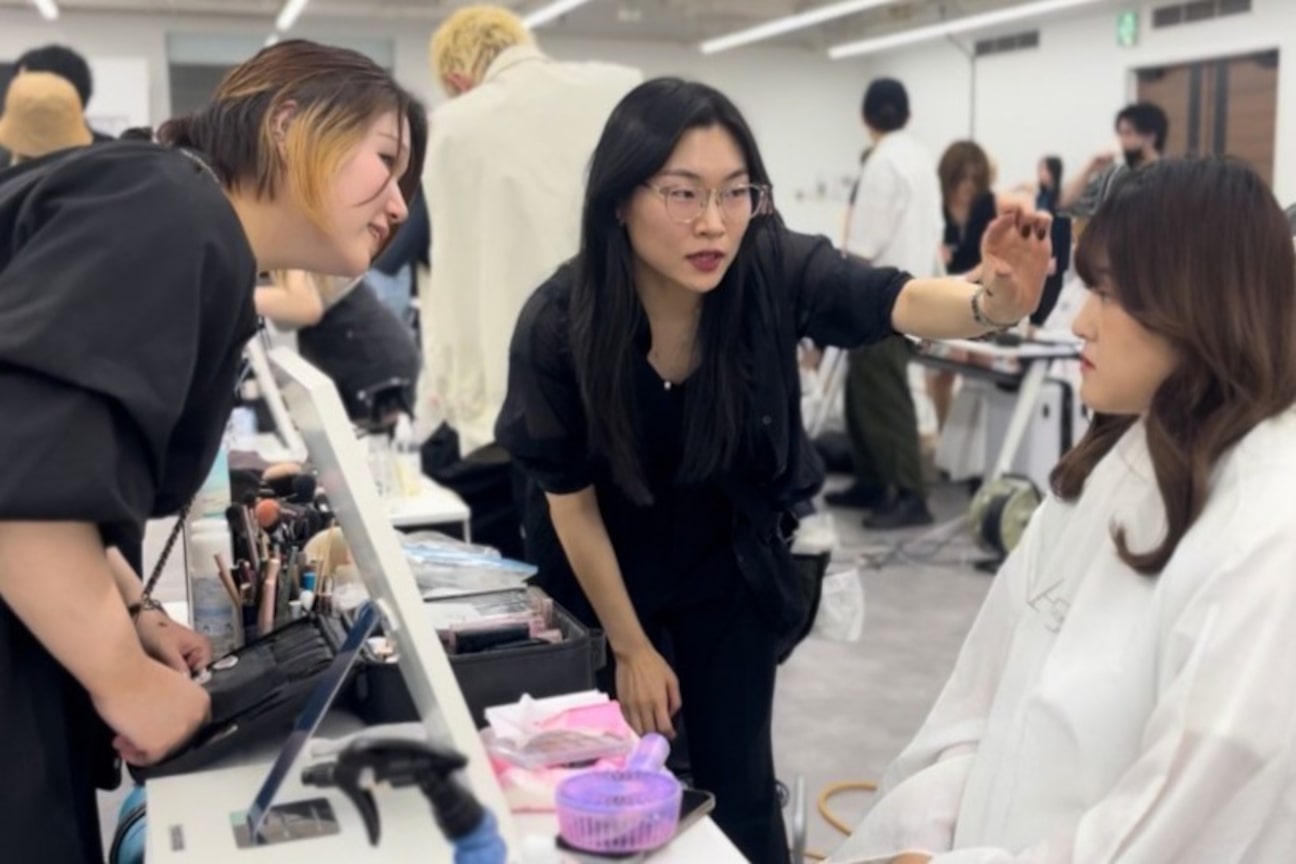 H＆ ビューティーアッシュアンド ビューティーの「H& アッシュアンド シャンプー&トリートメントセット シャンプー 」 - WEAR