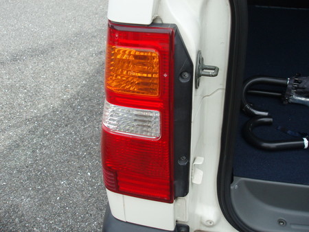スイフト ZC21S テール ストップランプ交換 - りっくす手記