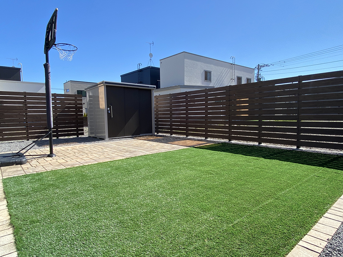 おすすめフェンス超まとめ！外構歴17年のプロが教える商品選び・設置・コストカットの秘訣庭ファン