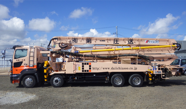 コンクリートポンプ車鯉城開発