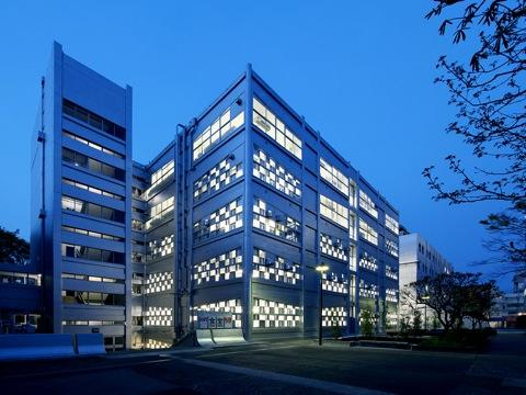 早稲田大学 西早稲田キャンパス大学と市役所を建築さんぽ