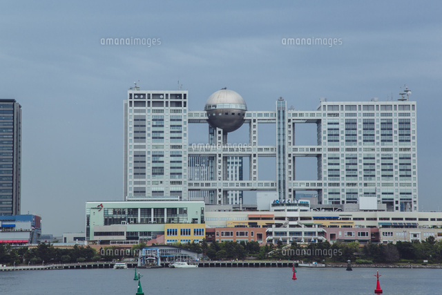 中国国内最大の組立式駐車専用ビルの主体工事が完成 山東省済南--人民網日本語版--人民日報