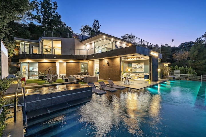 グリフィス展望台ハイキング：グリフィス公園を巡るガイドツア