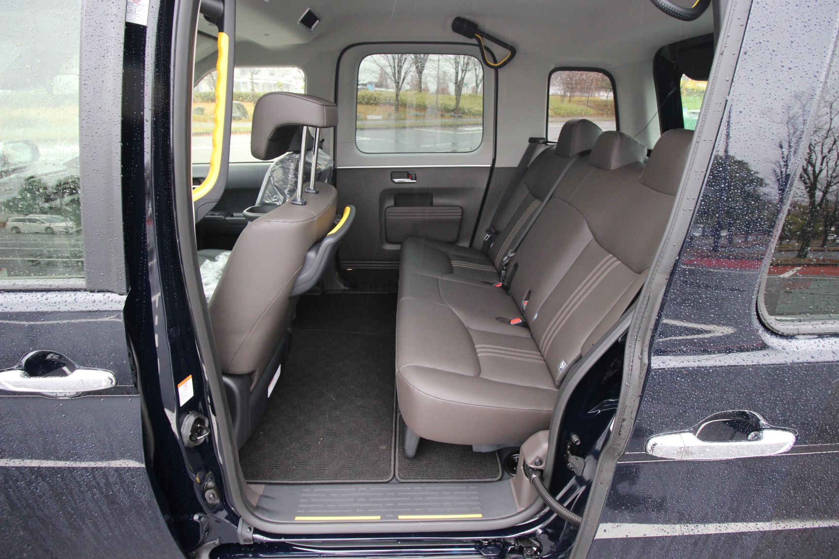 タクシーに大きい荷物は乗せられない？車種別の積載量を紹介タクシーアプリの法人契約プラン S.RIDE Biz エスライド ビズ