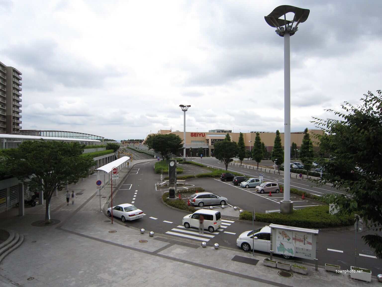 アクセスUshiku Church