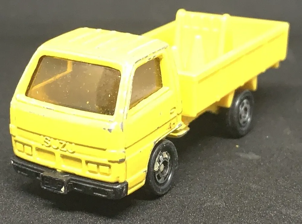 楽天市場 標識 おもちゃ ミニカー と遊べる 道路標識 1 64 28点入り トミカ プラレール ジオラマ トミカタウン トミカ道路 日本道路標識セット ひょうしき どうろ 信号 踏切 信号機 プラモデル スポーツカー トラック 工事 車 はたらくくるま クリスマスプレゼント