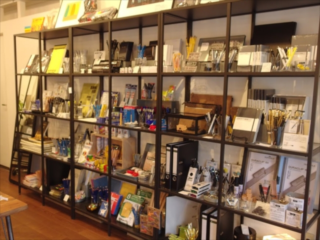 陳列棚・商品棚・ディスプレイシェルフオーダーメイド・通販の 賑わい創りの道具や