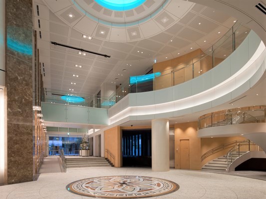 オフィスビル紹介 新橋・汐留エリア「MOMENTO SHIODOME モメント汐留 」を徹底解説！イタリア街のランドマークビル -賃貸オフィス・賃貸事務所移転の総合情報サイト OFFICE& オフィスアンド