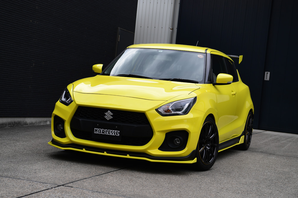 スズキ スイフト エアロパーツ取り付け承りました。 茨城県つくば市修理認証工場国産車、外車、輸入車、アメ車、パーツ 持ち込み取り付け、車検、修理、板金塗装、カスタム、メンテナンスのことならお任せください。グーネットピット