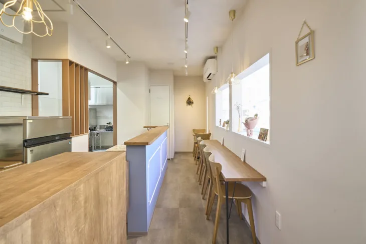 狭小店舗でも手を抜かない！テイクアウト専門店の店舗デザインのコツを解説します名古屋の店舗デザイン設計事務所株式会社TO