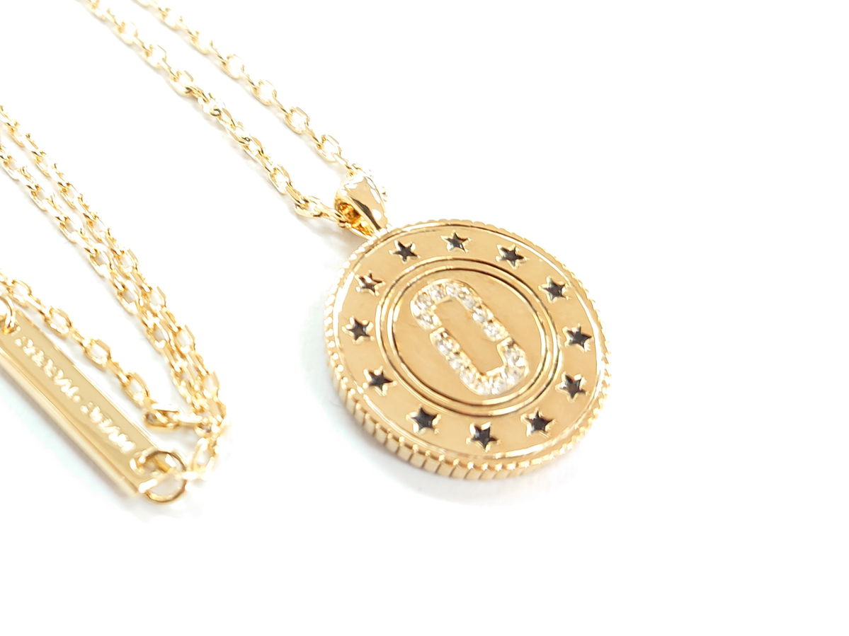 楽天市場 ガーネット ネックレス 大粒 14金張り K14GF ペンダント 天然石 １月 誕生石 アクセサリー レディース ゴールド ガーネットプレゼント ギフト かわいい 喜ぶ 誕生日 しずく 涙型 華奢 ガーネット 14k 楽天: 天然石ピアスマーサ