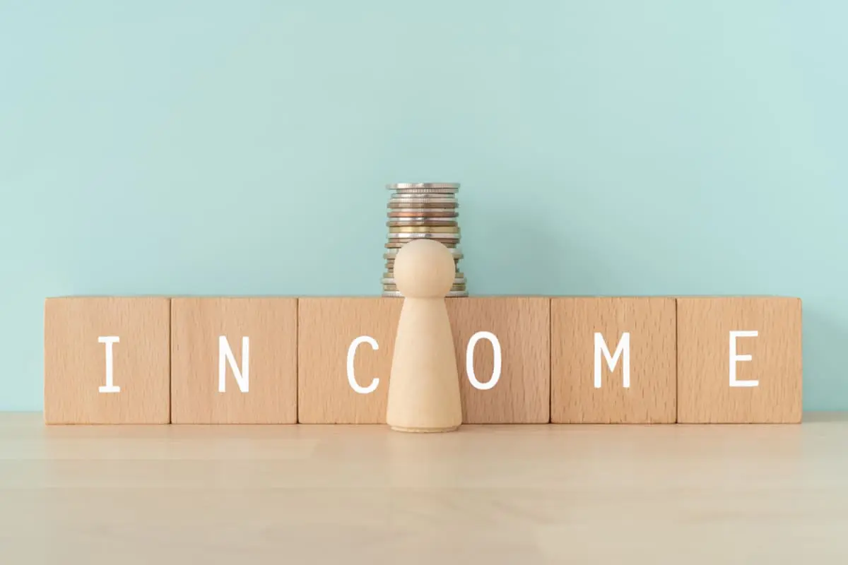 1.Pay Now 型 VS Pay Later型 ♯ 給与の上がり方がライフプランに合っている❐カーブ・分布―対価軸『いい会社はどこにある？』:MyNewsJapan