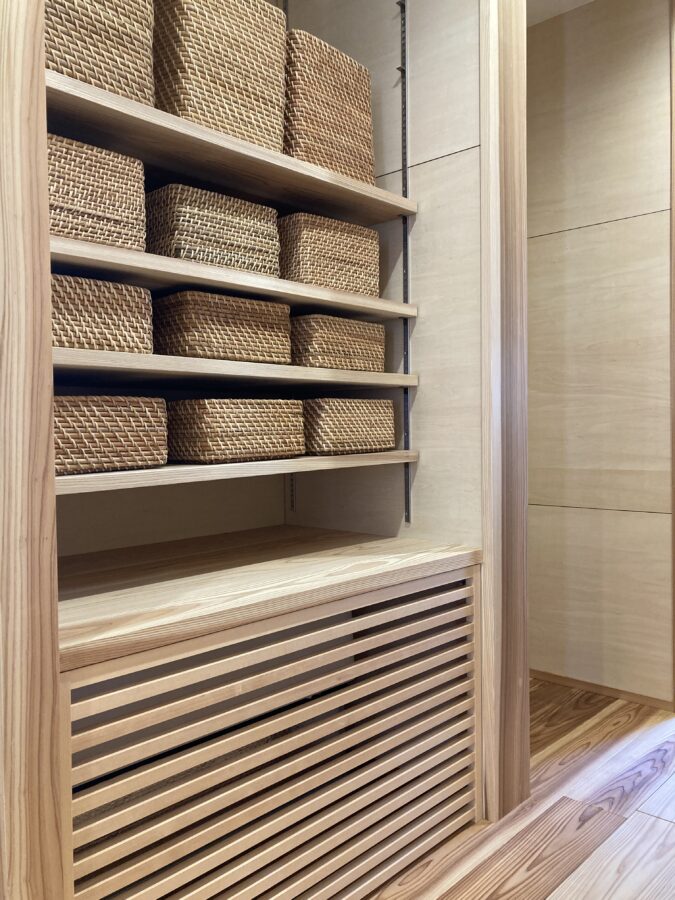 エアコン隠しボックス クルミ ～引っ掛けるだけ 壁へのビス止め不要～ エアコン隠し インテリア その他家具 ITSUKI FURNITURE 通販12725066Creema クリーマ