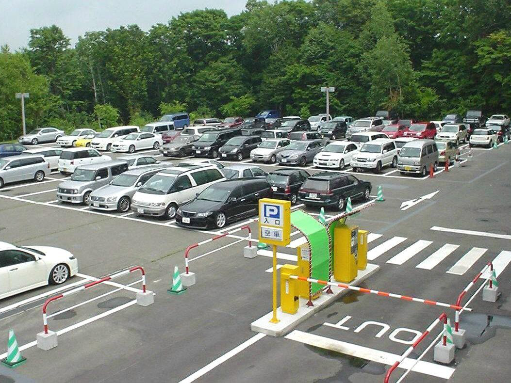 Engineer-Architects Association エンジニア・アーキテクト協会 > SERIAL > 10牛久駅東口駅前広場 前半