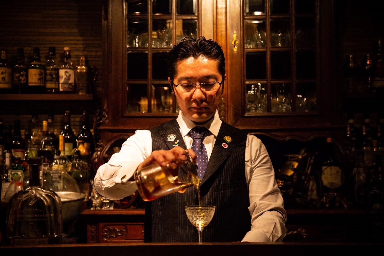 クラセアスール、女性バーテンダー考案のオリジナルカクテルを提供開始 「頑張る⼥性」をイメージしたシグネチャーカクテルたちJBpressautograph