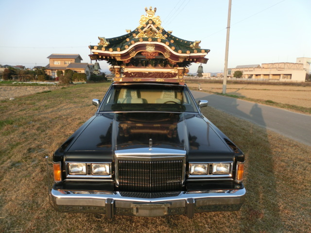 空き地に霊柩車を放置 「縁起悪い」と撤去を求める住民トピックス物流ウィークリー物流・運送・ロジスティクス業界の総合専門紙