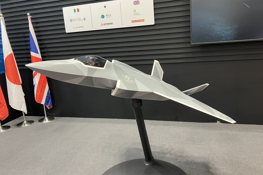 日本のF-X次期戦闘機イカロス・ムック本通販Amazon