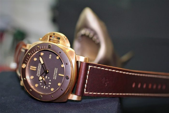 2021年新作 パネライ PAM01074 サブマーシブル ブロンゾ ブルー アビッソ 42mm ￥1,914,000-ZENMAIのココ東京