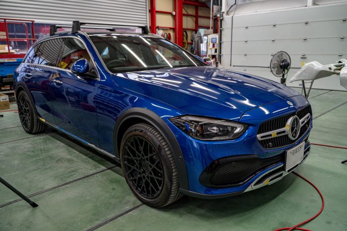 GALLERY ベンツ C63S ステーション W205 エアロワンオフ・足回り・キャリパー塗装大阪府和泉市の株式会社 ピアレス