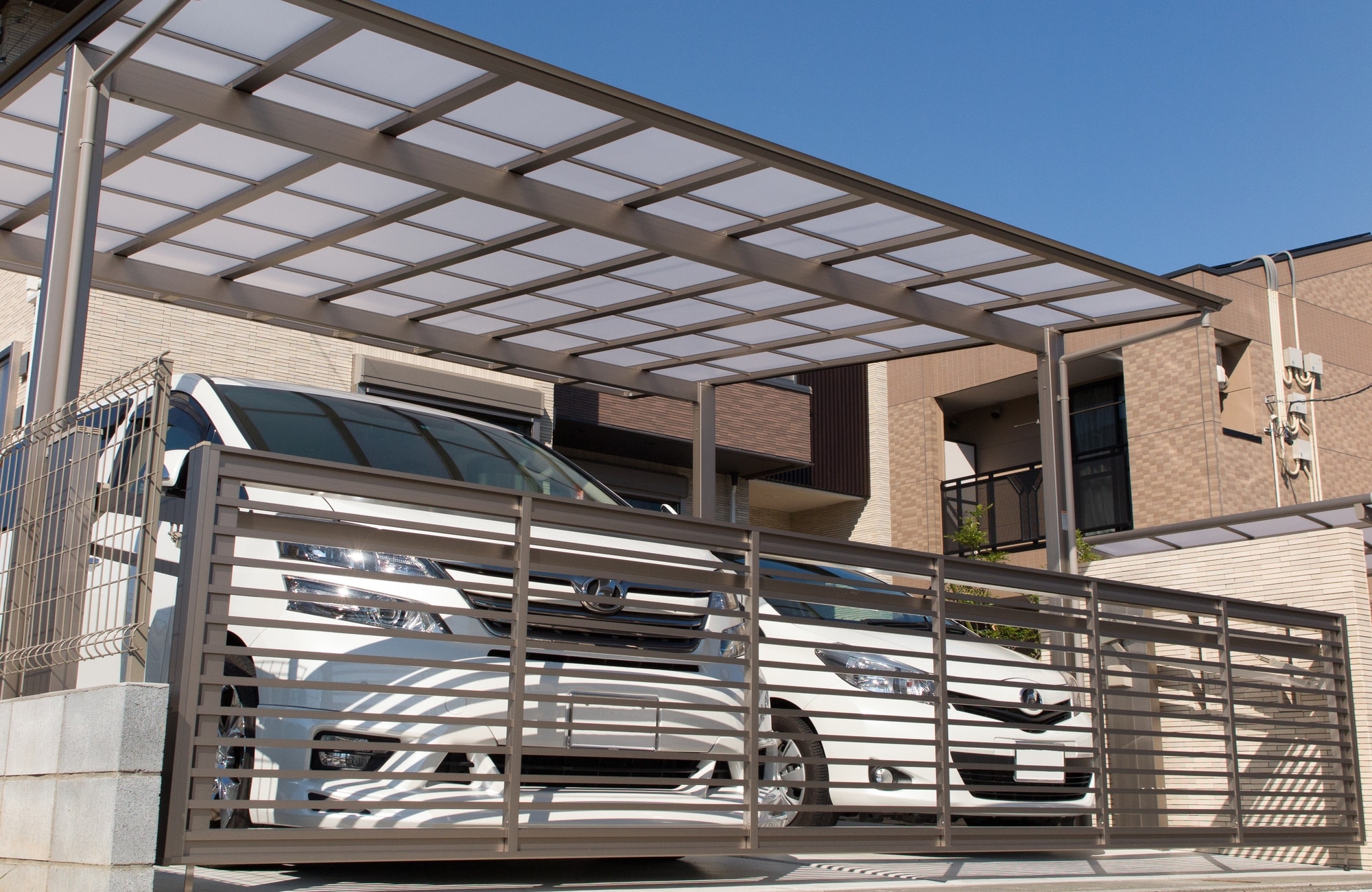 SUUMO 掘り込み車庫の上に関する注文住宅・ハウスメーカー・工務店・住宅実例情報