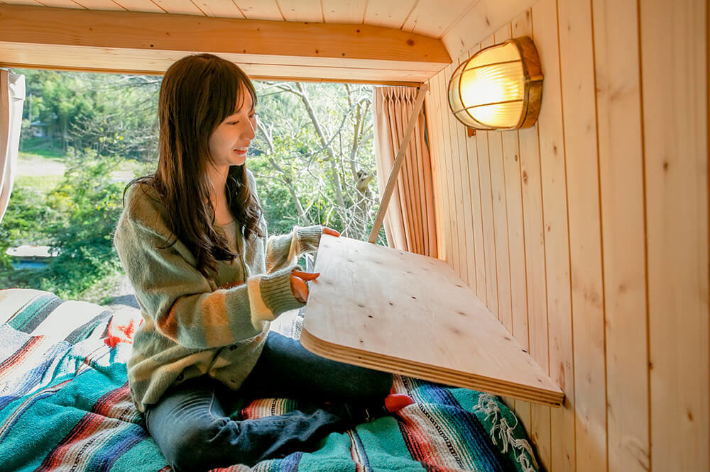 全面板張り仕様キャンピングカーでバンライフを楽しむにはコラムキャンピングカー持ち込み製作 架装 改造・中古キャンピングカーオーダーメイド中古車専門店