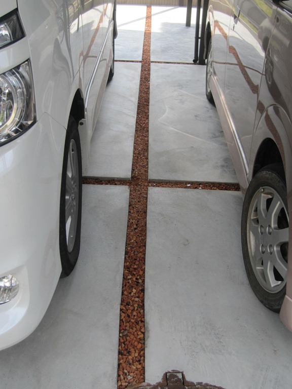 レンガチップ敷き駐車場① - 最新情報とブログ