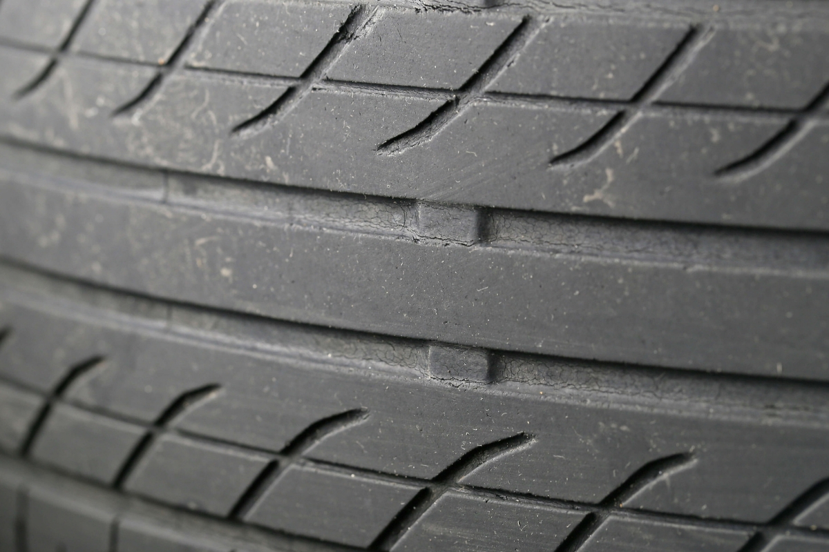 タイヤって劣化すると聞くけどぶっちゃけ、何年使っても大丈夫？ - LE VOLANT WEB自動車情報サイト『LE VOLANTWEB ル・ボラン ウェブ 』