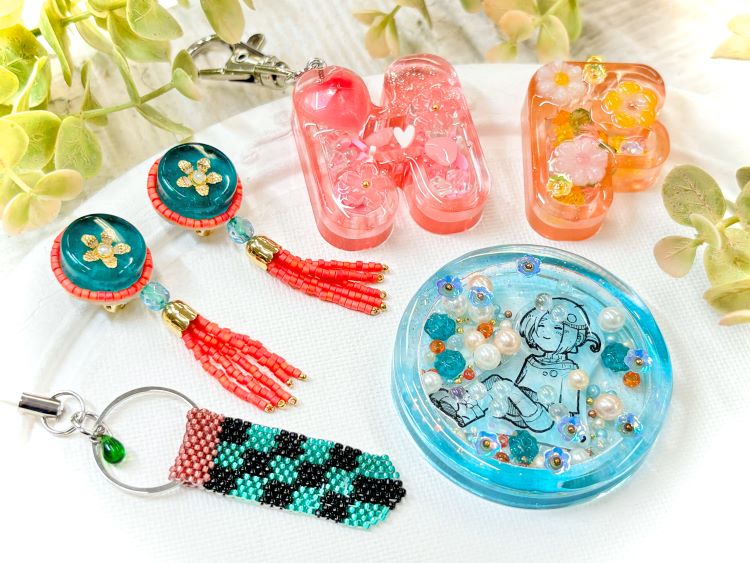 推し活におすすめ！推しグッズをつくろう！～グッズづくりにぴったりのアイテムをまとめて紹介～ -日本紐釦貿易大阪の手芸用品・服飾材料の卸売・仕入れ専門店