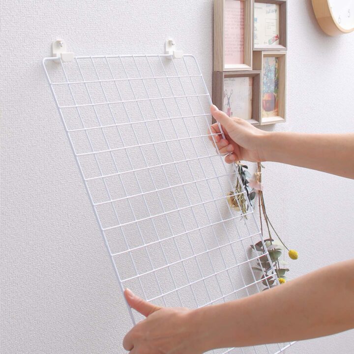 ワイヤーネットの壁収納は突っ張り棒で プロに聞くコツとは - 北欧、暮らしの道具店