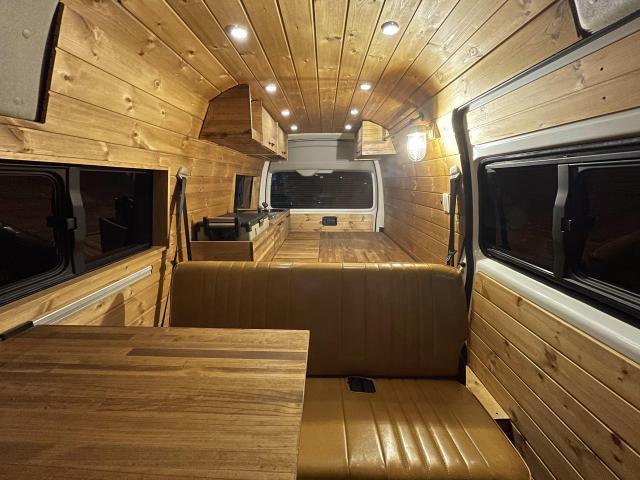 車検を機に室内の大改装を決意。～床板を張る。～DRIMOキャンピングカ