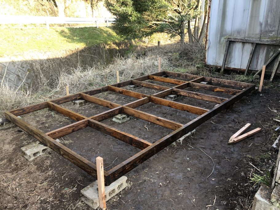 安曇野ハウス家を作ることを楽しむ大人のためのに「セルフビルド型タイニーキット」