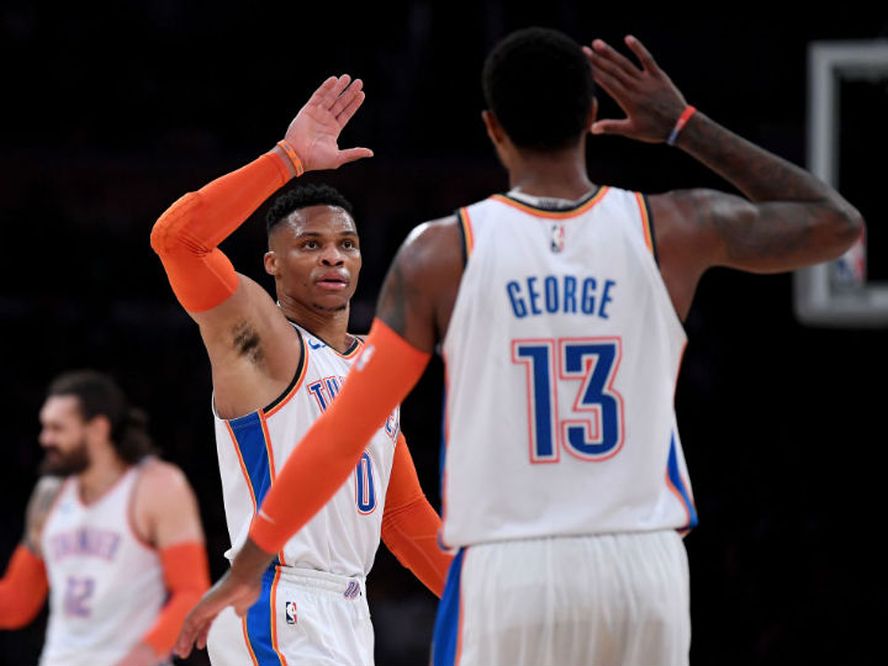 Kawhi Leonardのキャンプは2019年のフリーエージェンシーでトロント・ラプターズに要求: •ポール・ジョージとトレード •スポンサー収入10万ドルの追加収入、とぶっ飛ばして「私たちは何もしたくない。 ” •トロント・メープル・リーフの部分所有 • MLSE関連の他の会社の