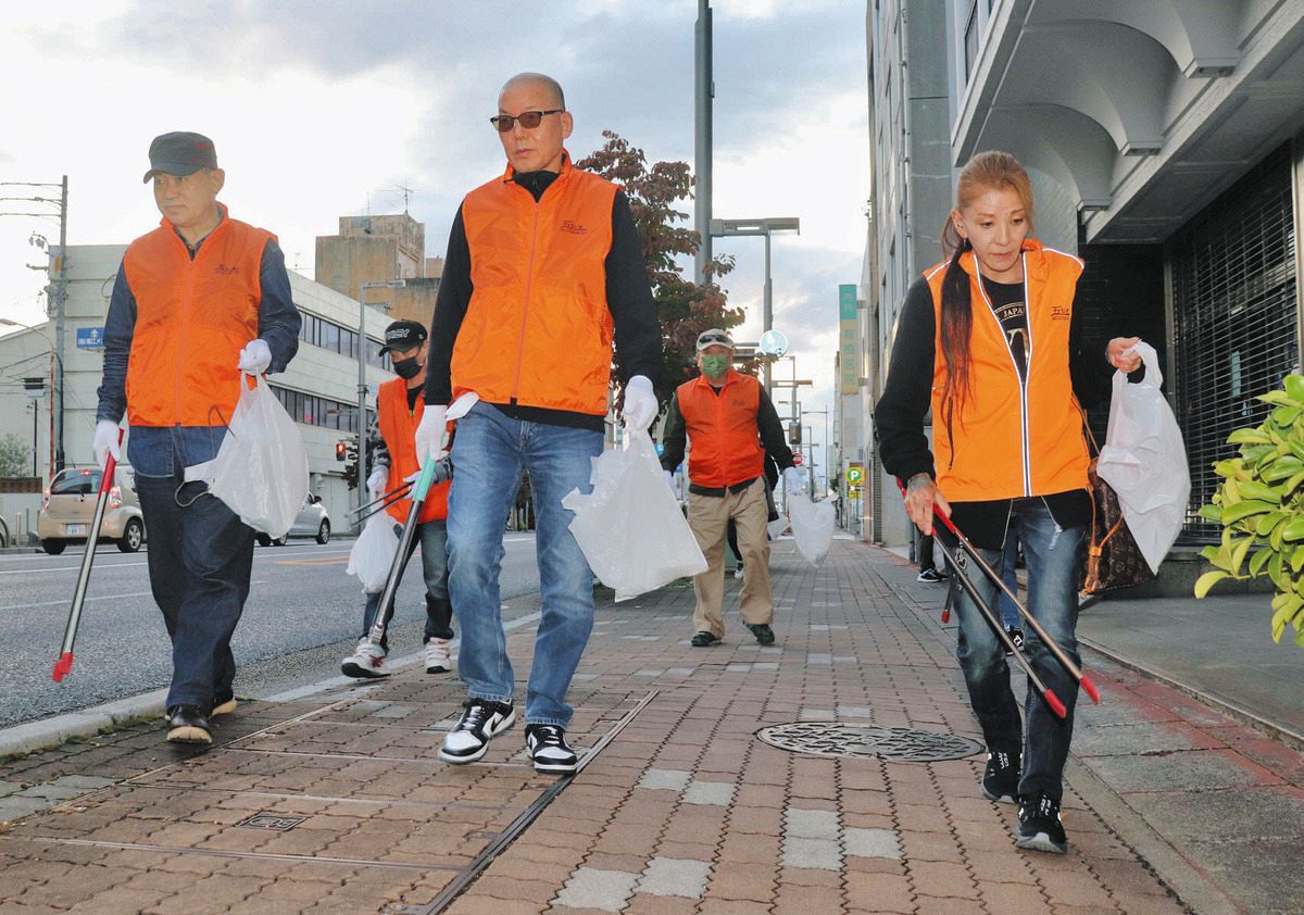 黄色い標章で組事務所立ち入り禁止に 山口組など特定抗争指定暴力団を公示毎日新聞