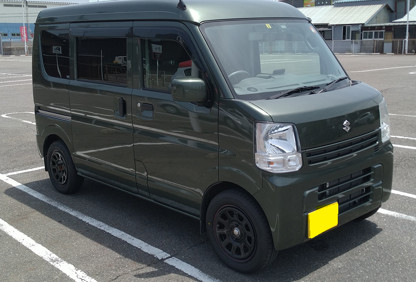 エブリイワゴンのデイトナホイールに関するカスタム事例車のカスタム情報はCARTUNE