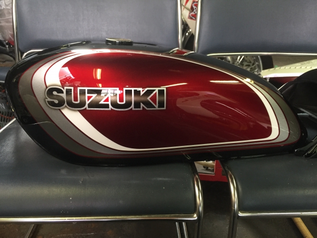 SR400 タンク カスタムペイント 旧車