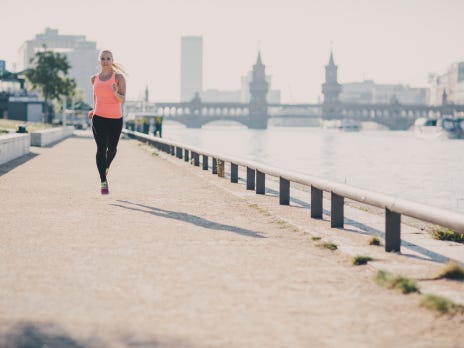 ランニングエコノミーを決める4つの要素と改善方法とは？シリアスランナー に送るおすすめのトレーニング・レース・ランニングギア情報