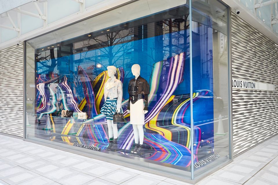 ルイ ヴィトンは予約しないと入れない？安心して訪れるためのポイントElegance&Glam