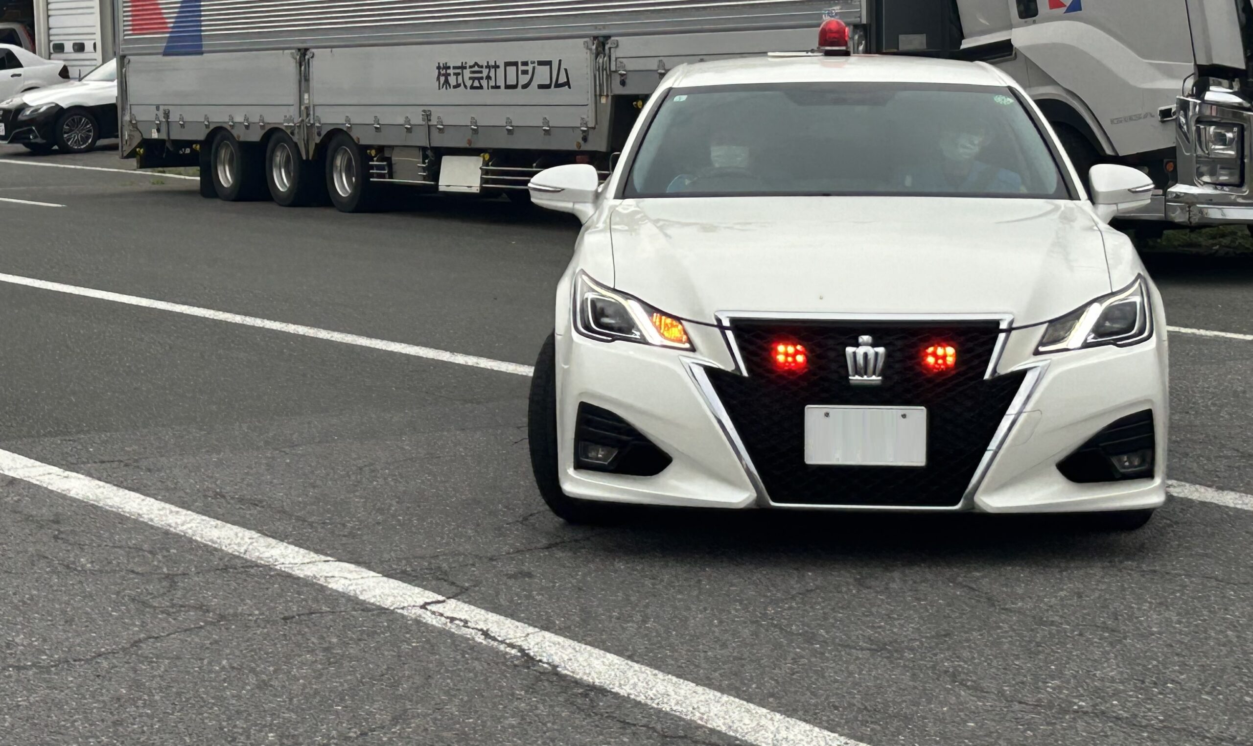 警察も使う「覆面パトカー」は通称！ 意外と知らない「正式な名称」とは自動車情報・ニュース WEB CARTOP