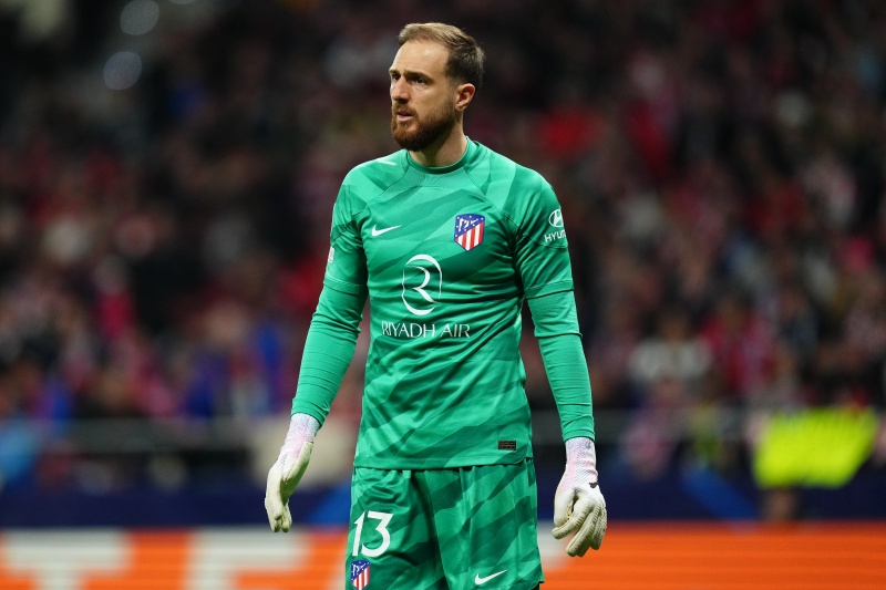 ヤン・オブラクがプーマと契約、「フューチャー」のスパイクとGKグローブを着用ゲキサカ