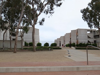 The Salk Institute for Biological Studies ソーク研究所 。 : 日常生活・2