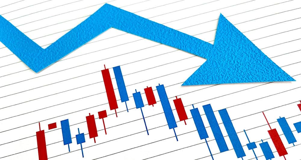 株価暴落で資産が減った時の対処法！相場が下がっても積立投資を継続した方が良い理由マネ男とマネ娘