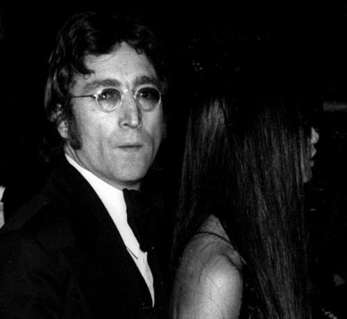 ジョン・レノン 永遠なるカリスマ 21世紀に語りつぎたいスーパースター伝説 : John LennonHMV&BOOKS online -4887242123