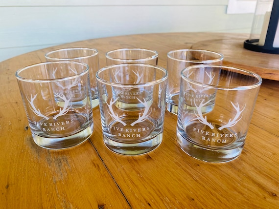 大量注文のカスタムロゴ入りウイスキーグラス片面または両面あらゆるロゴ、あらゆる名前、あらゆるスタイル写真、ロゴ、名前などをカスタム彫刻 -Etsy 日本