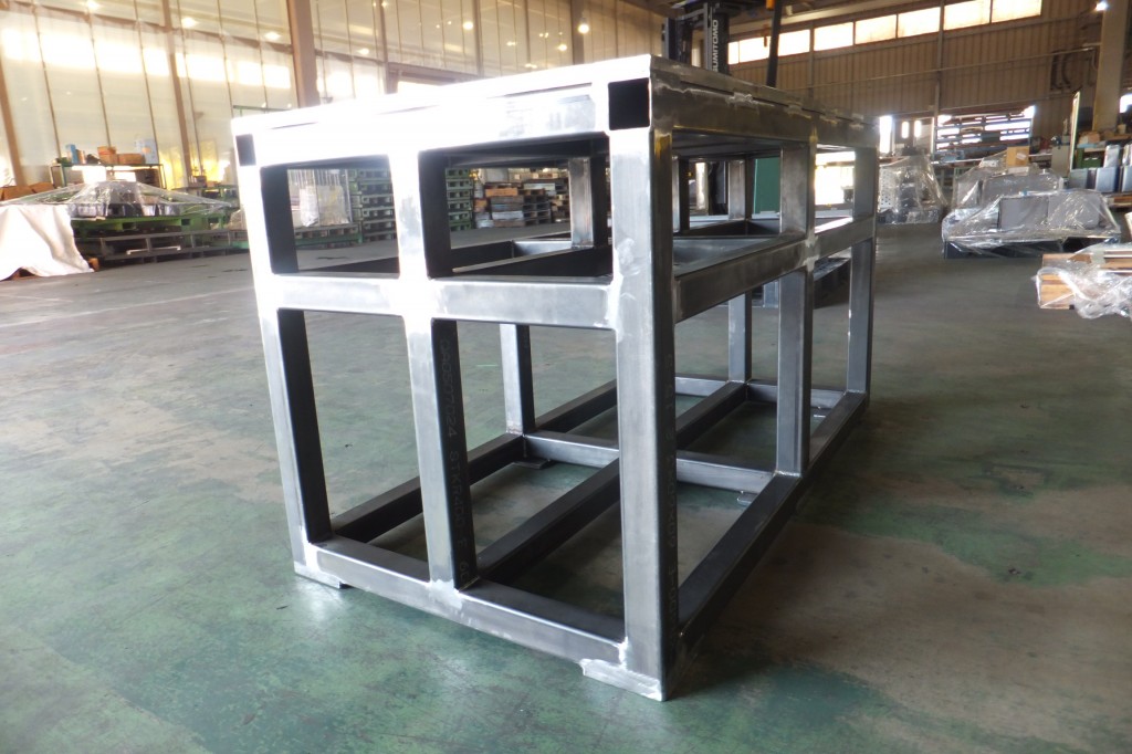 架台製作設置工事株式会社川本鉄工所