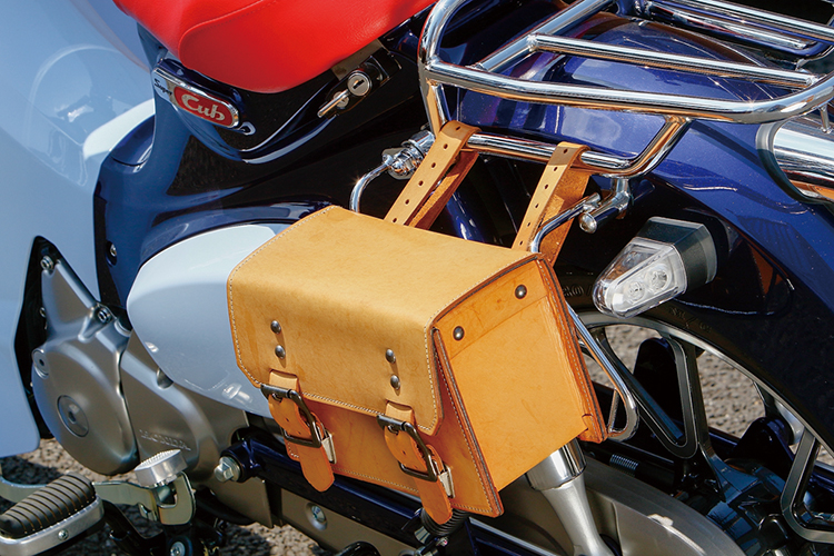 ペットとお出掛けできるホンダCT125ハンターカブ！ バッグやボックスは「かわいすぎず、かっこよすぎない」がコンセプトモーターサイクルショー2024Motor-Fan モーターファン自動車関連記事を中心に配信するメディアプラットフォーム