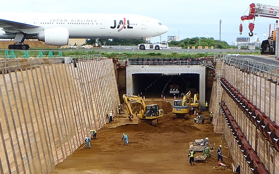 新湊川第２工区 その３ 開削トンネル工事西松建設株式会社