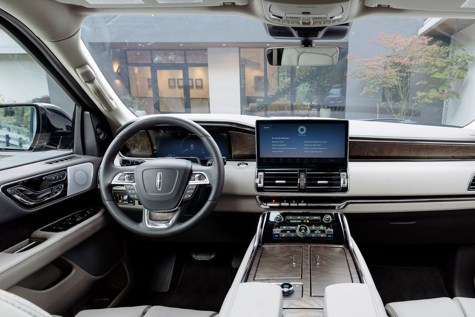 リンカーン ナビゲーターの価格・新型情報・グレード諸元 価格.com