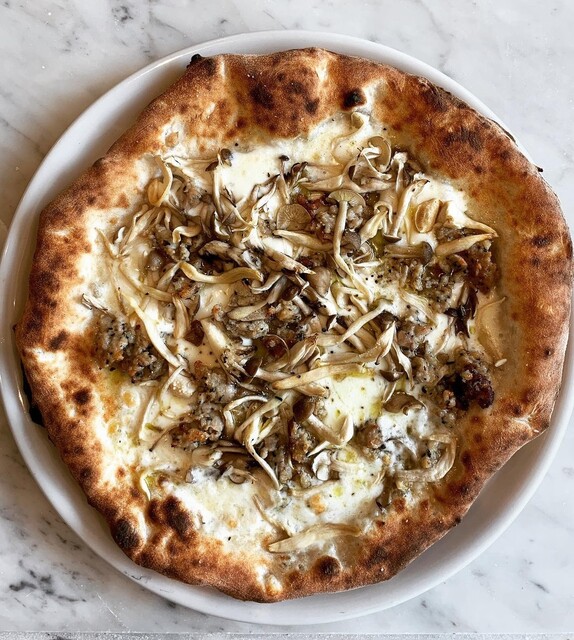 淵野辺駅『OH！GOD オー！ガッド 』マルゲリータ1100円でランチ