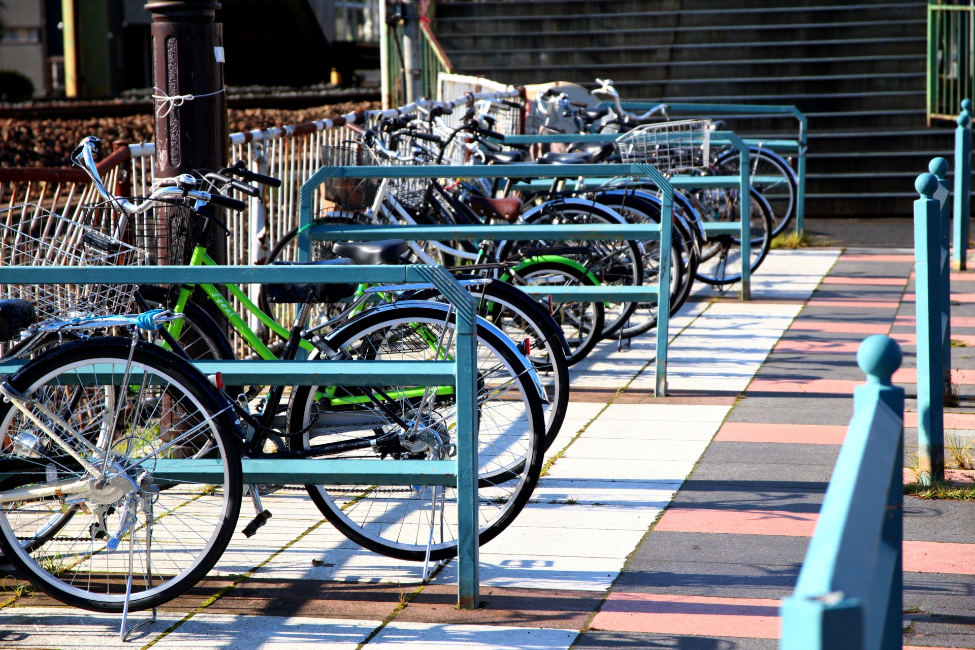 超カンタン！自転車の空気の入れ方 - P&P COMPONENTS